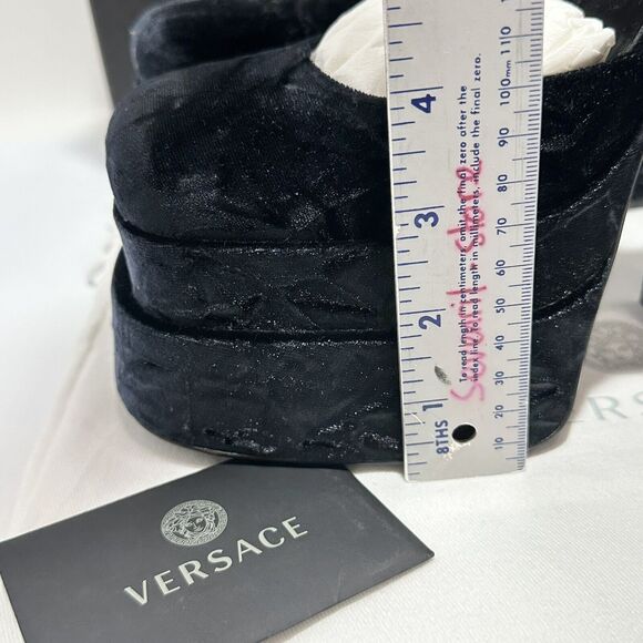 Versace Aevitas Platform Pumps EU 39/ US 9 Black Velvet Shoe Crystal NIB $1,575 - Picture 11 of 15